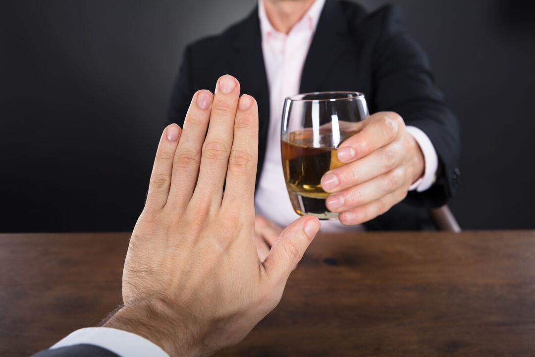 Visapusiškas alkoholizmo gydymas padės visam laikui nustoti gerti